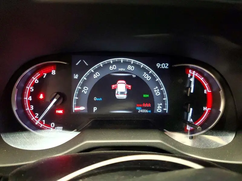 2023 TOYOTA RAV4 XLE  