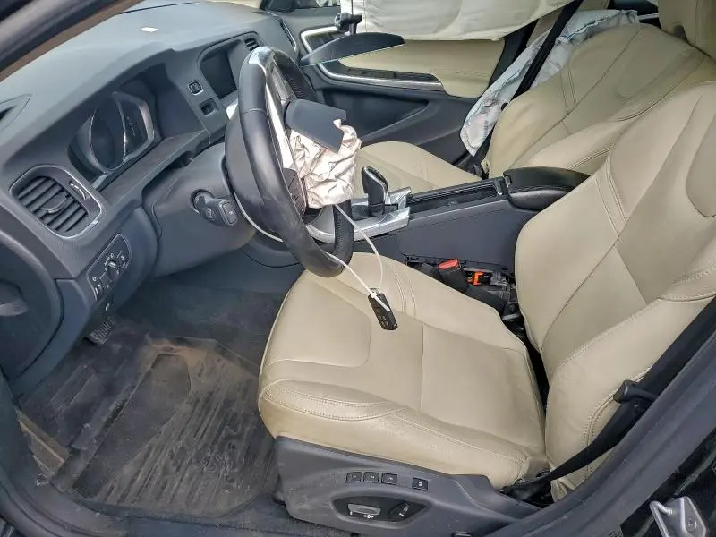 2017 VOLVO S60 DYNAMIC  