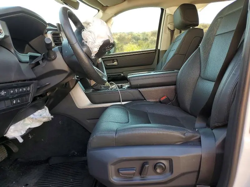 2024 TOYOTA TUNDRA LIMITED  