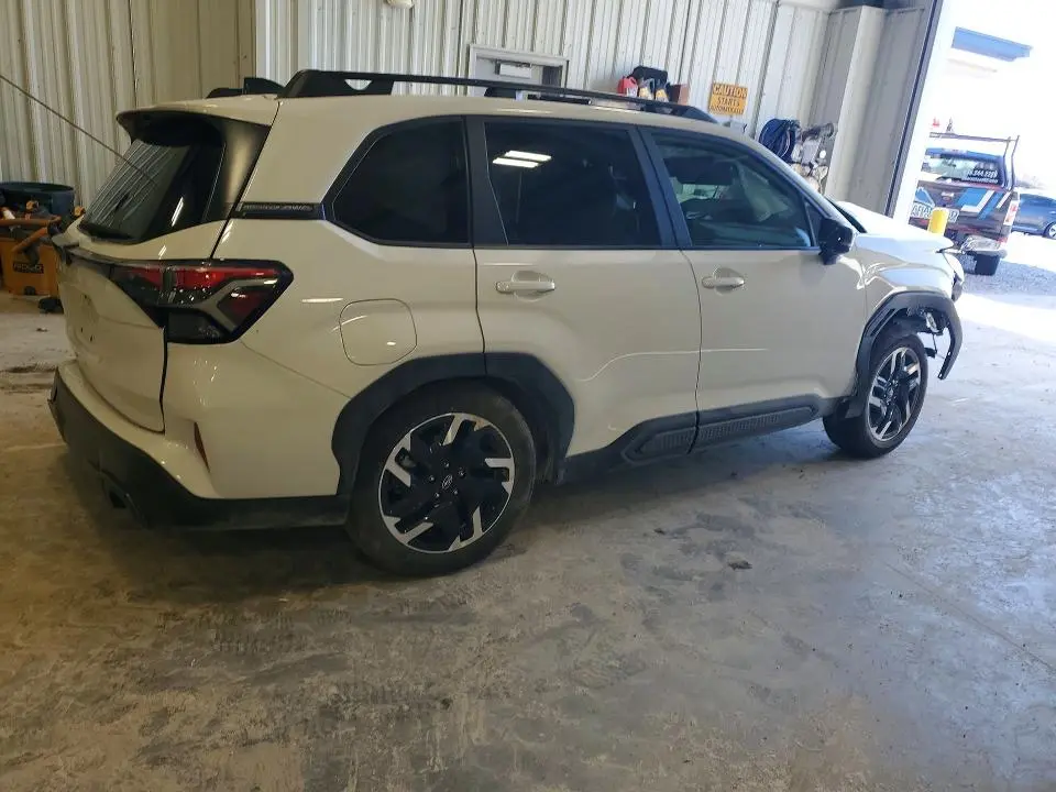 2026 SUBARU FORESTER LIMITED  