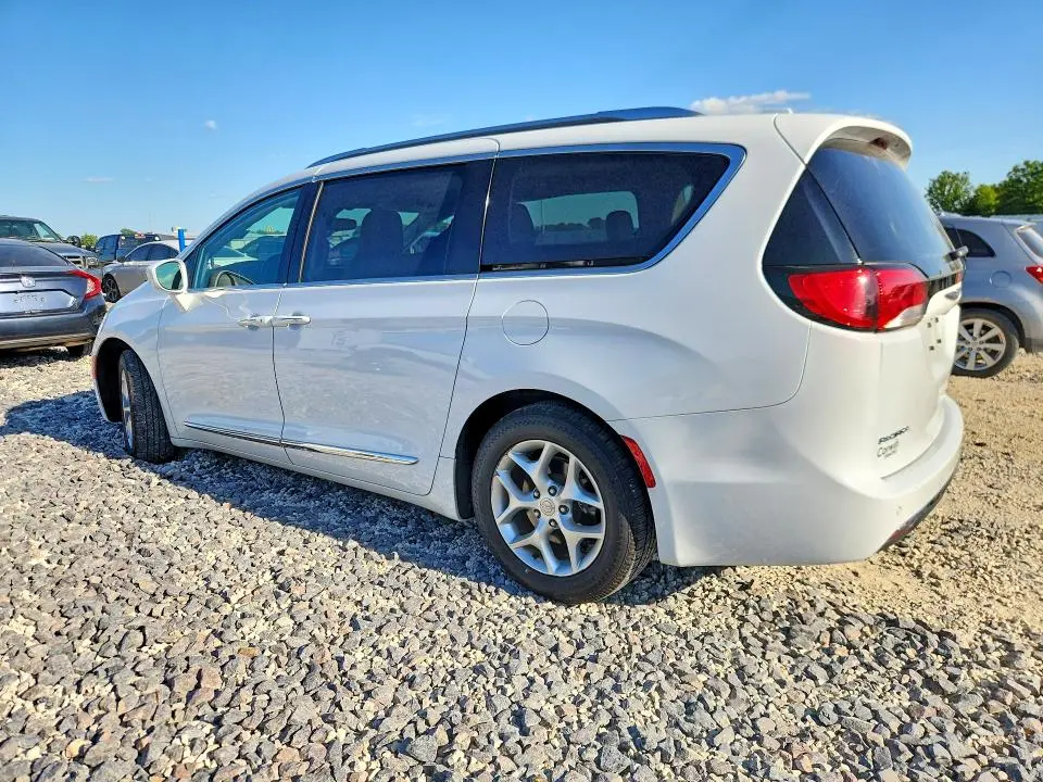 2018 CHRYSLER PACIFICA TOURING L  