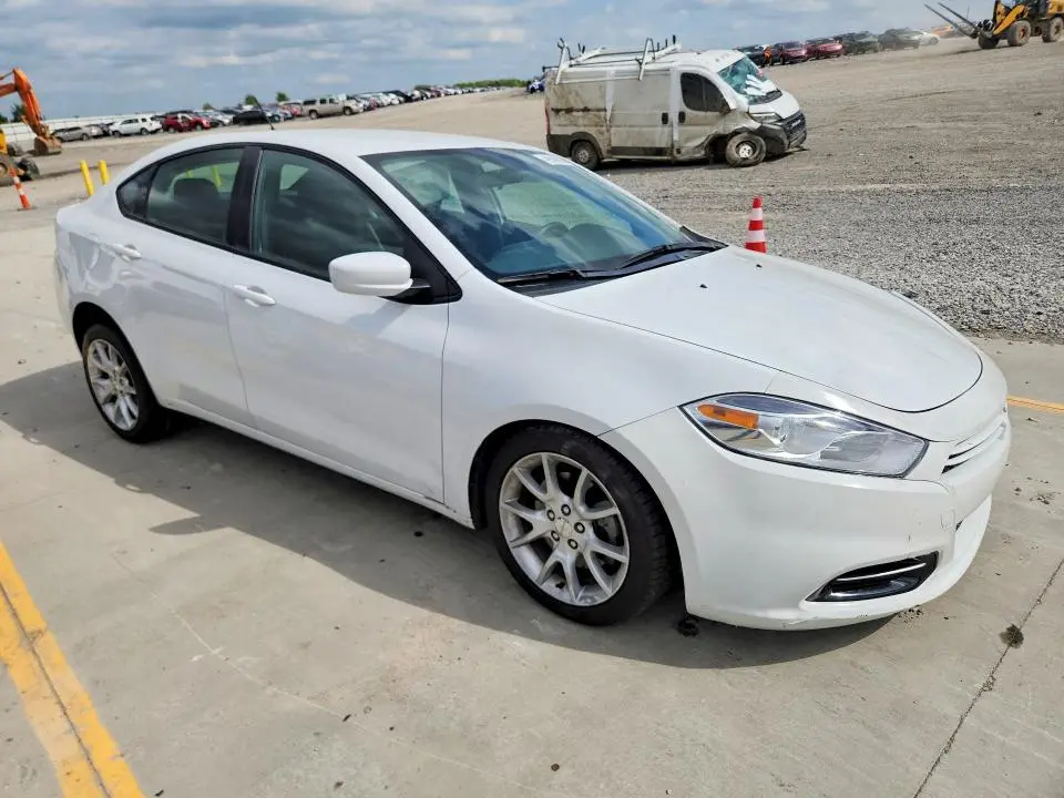 2013 DODGE DART SXT  