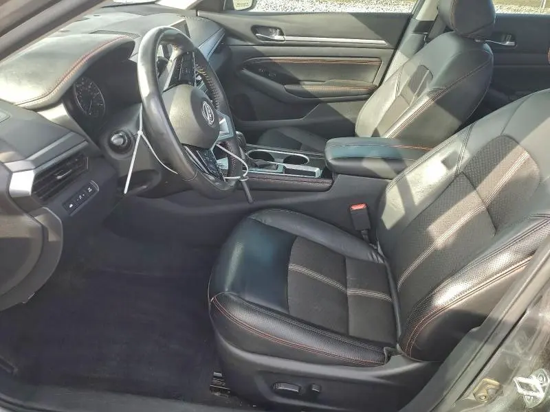 2023 NISSAN ALTIMA SR  