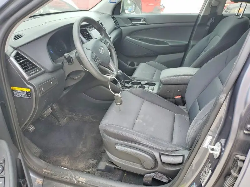 2018 HYUNDAI TUCSON SE  