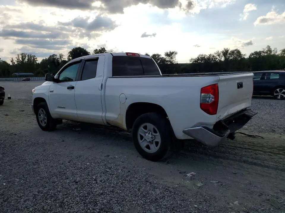 2017 TOYOTA TUNDRA SR5  