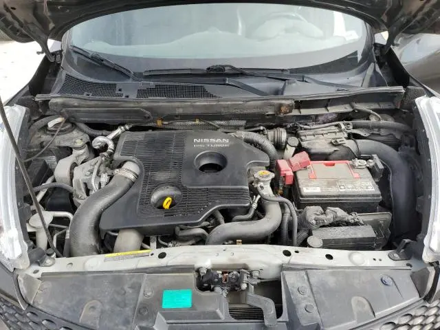 2011 NISSAN JUKE S