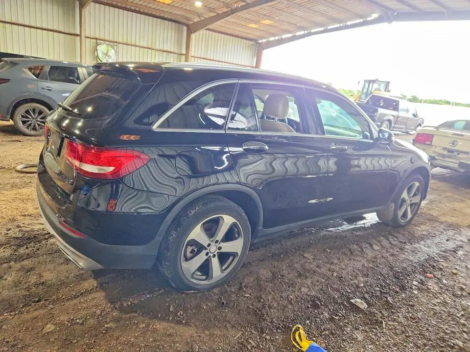 2016 MERCEDES-BENZ GLC 300  
