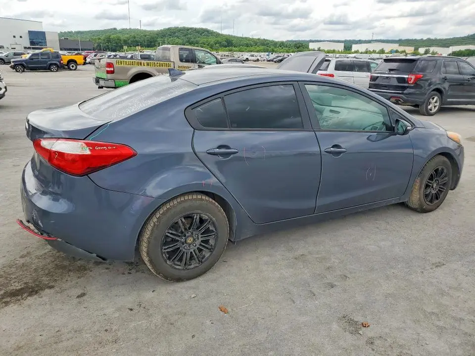2015 KIA FORTE LX  