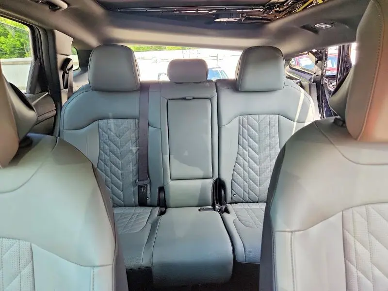 2023 KIA SPORTAGE X LINE  