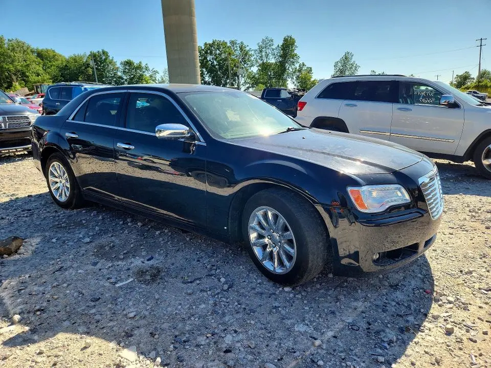 2014 CHRYSLER 300C   