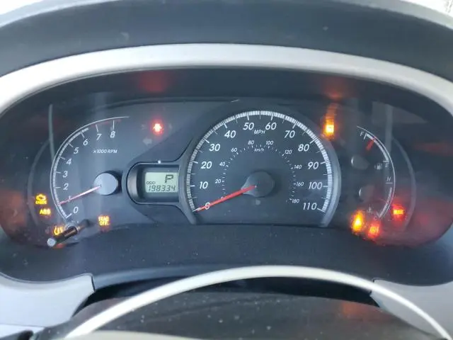 2014 TOYOTA SIENNA LE