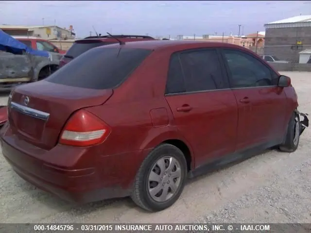 2011 NISSAN VERSA 1.8S