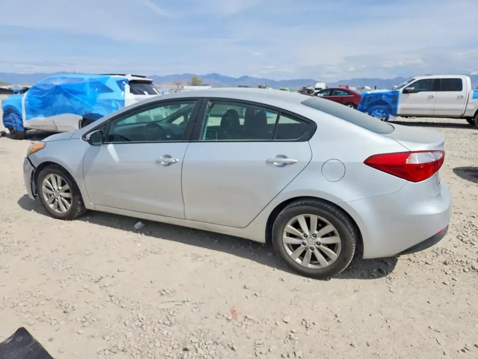2016 KIA FORTE LX  