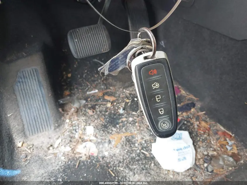 2015 FORD TAURUS SEL