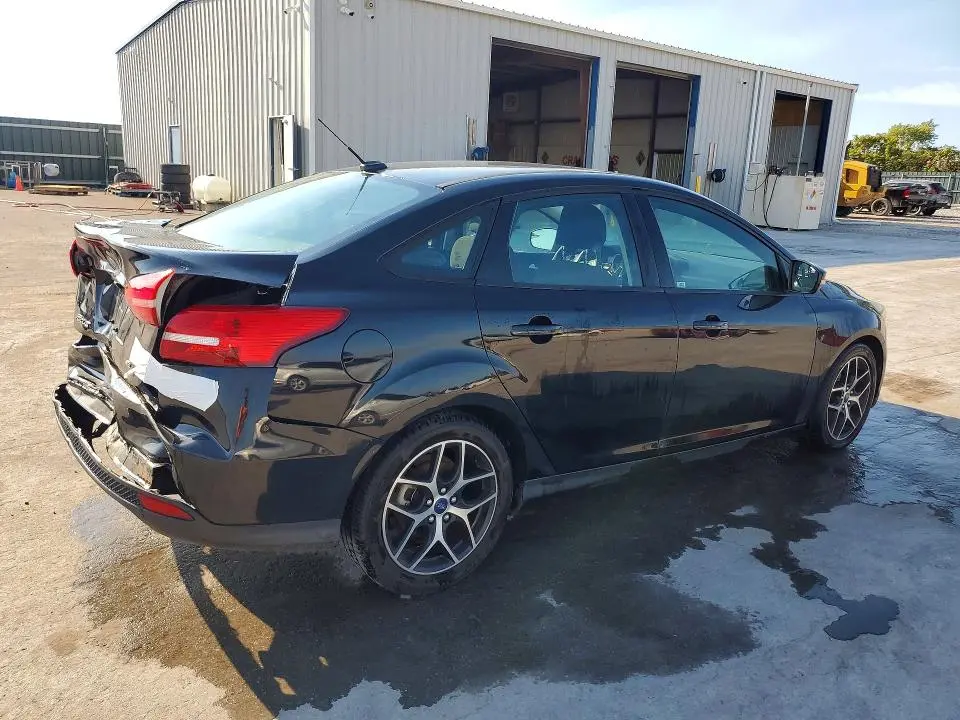 2017 FORD FOCUS SEL  