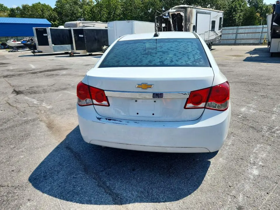 2015 CHEVROLET CRUZE LT  