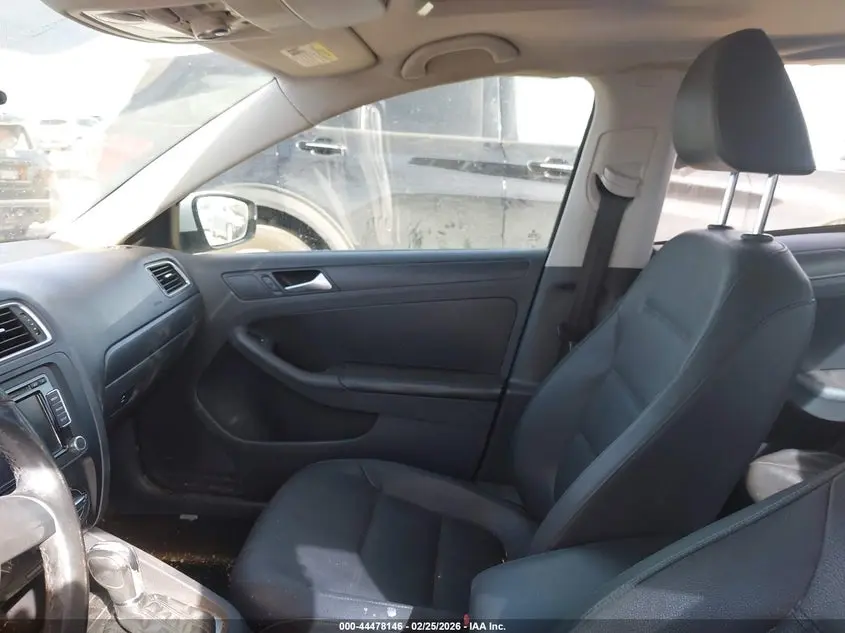 2012 VOLKSWAGEN JETTA 2.5L SE