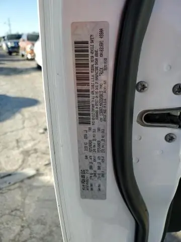 2016 RAM 1500 SLT