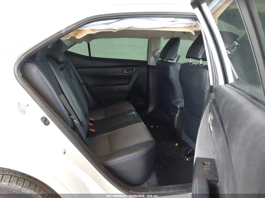 2017 TOYOTA COROLLA SE