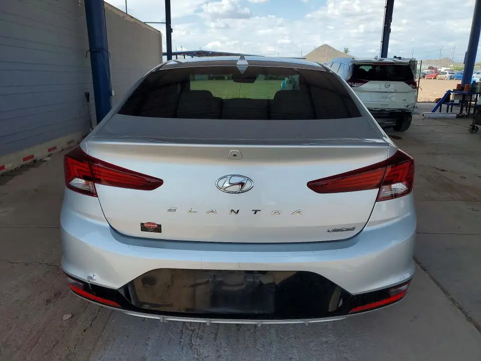 2019 HYUNDAI ELANTRA LIMITED  