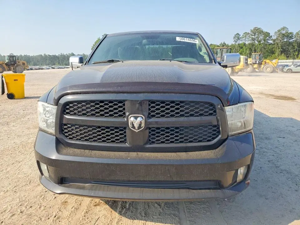 2013 RAM 1500 ST  