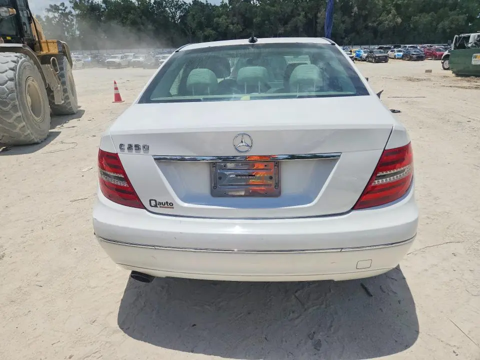 2013 MERCEDES-BENZ C 250  