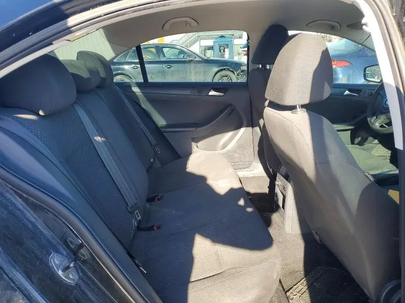 2013 VOLKSWAGEN JETTA BASE  