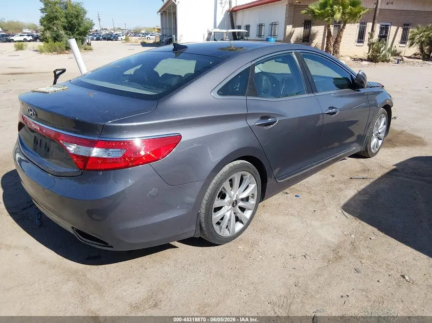2013 HYUNDAI AZERA  