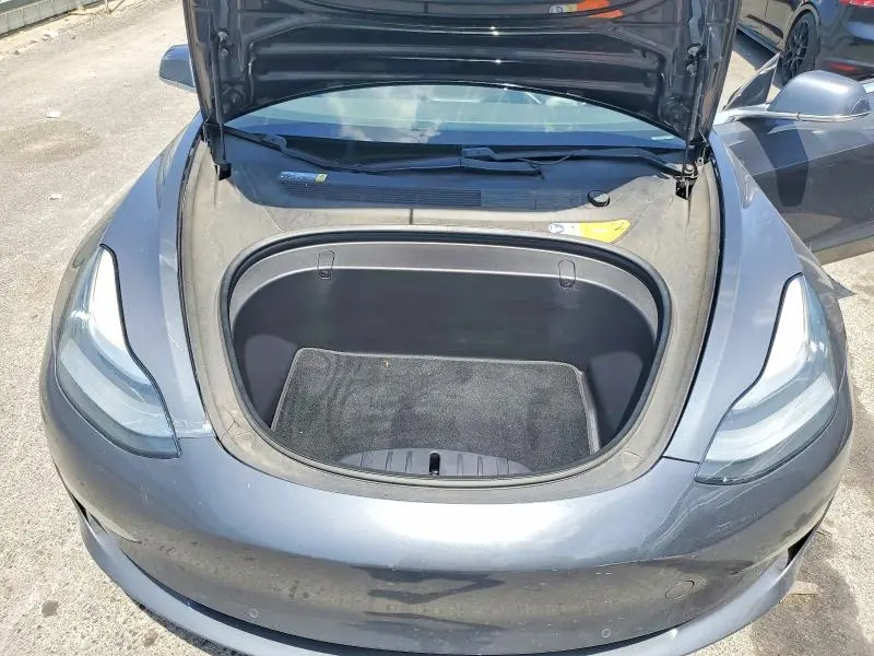 2017 TESLA MODEL 3   
