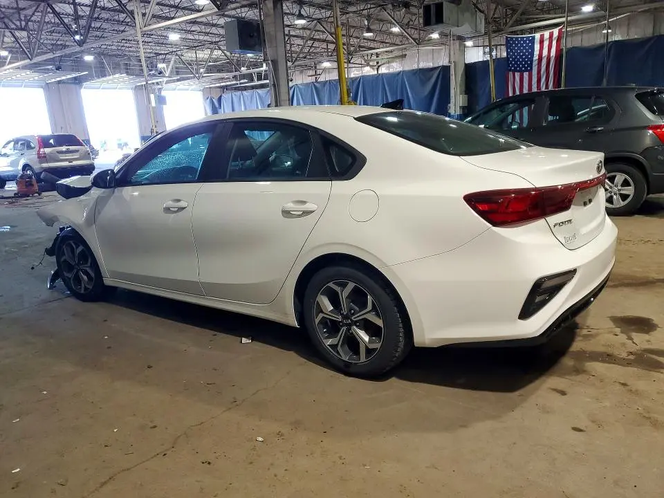 2021 KIA FORTE LXS  