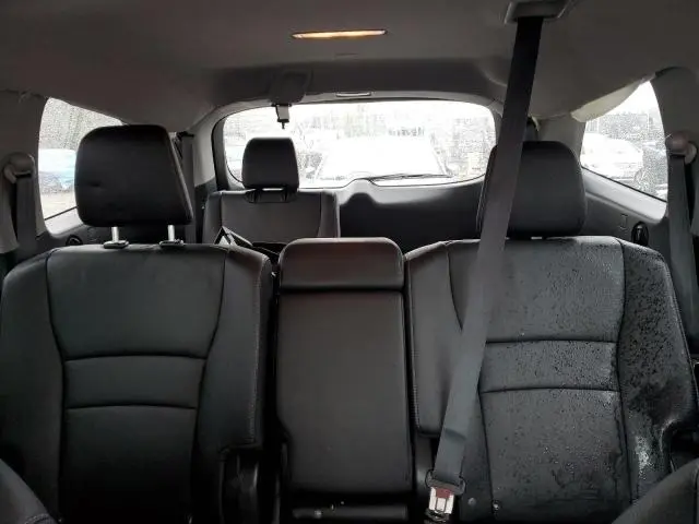 2022 HONDA PILOT SE  