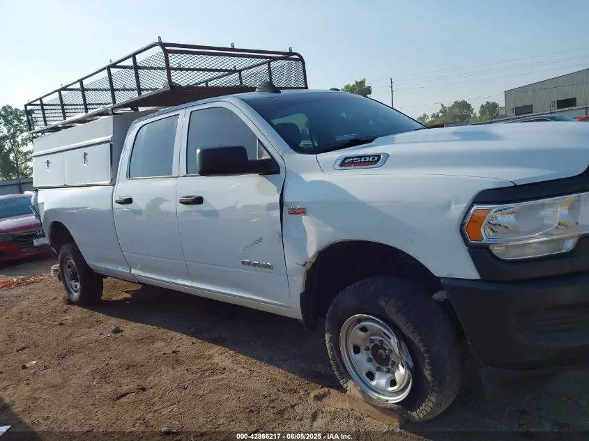 2022 RAM 2500 TRADESMAN  4X4 8' BOX