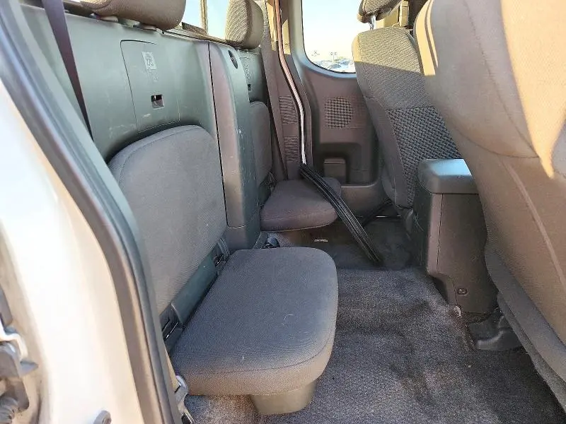 2018 NISSAN FRONTIER SV V6  
