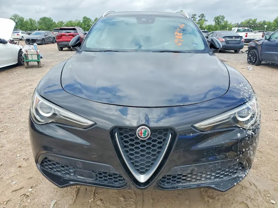 2018 ALFA ROMEO STELVIO TI  