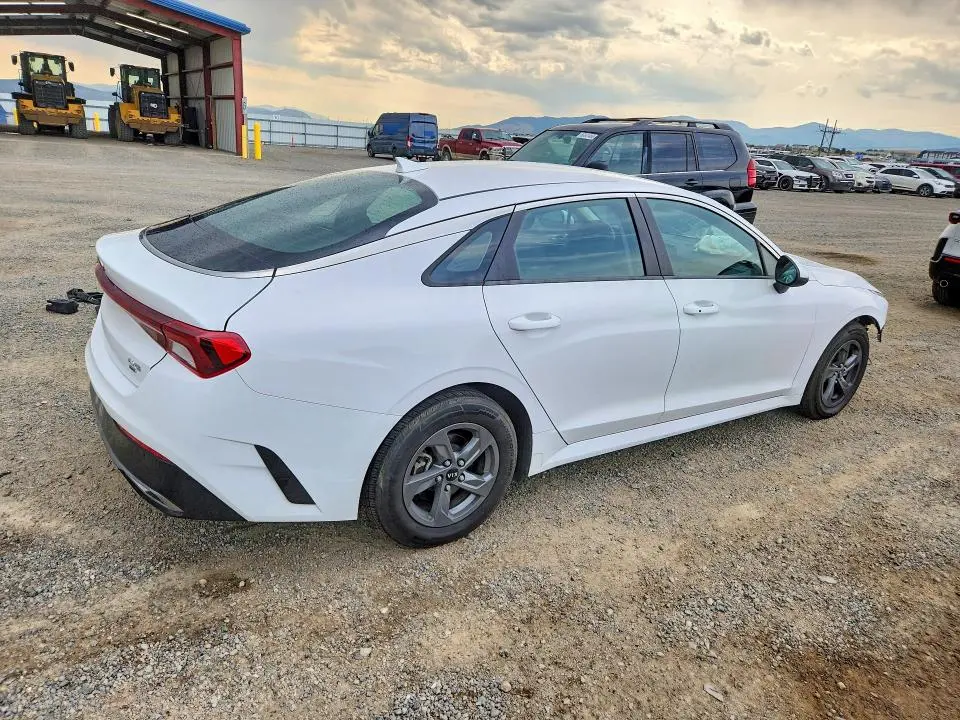 2021 KIA K5 LXS  