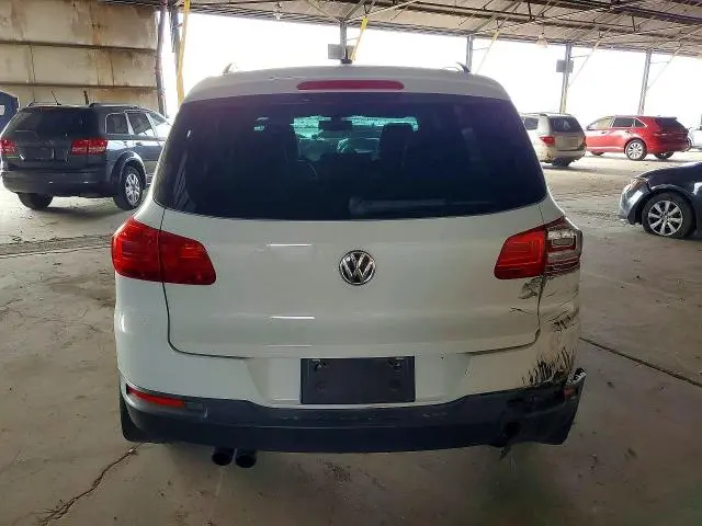 2016 VOLKSWAGEN TIGUAN S  