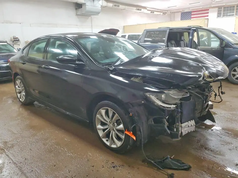 2015 CHRYSLER 200 S  