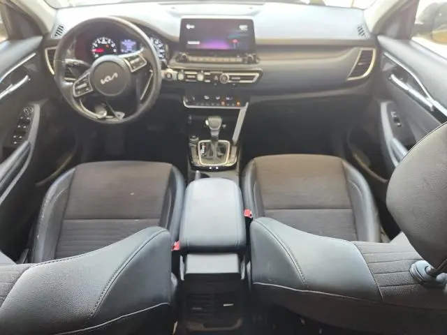 2022 KIA SELTOS S  