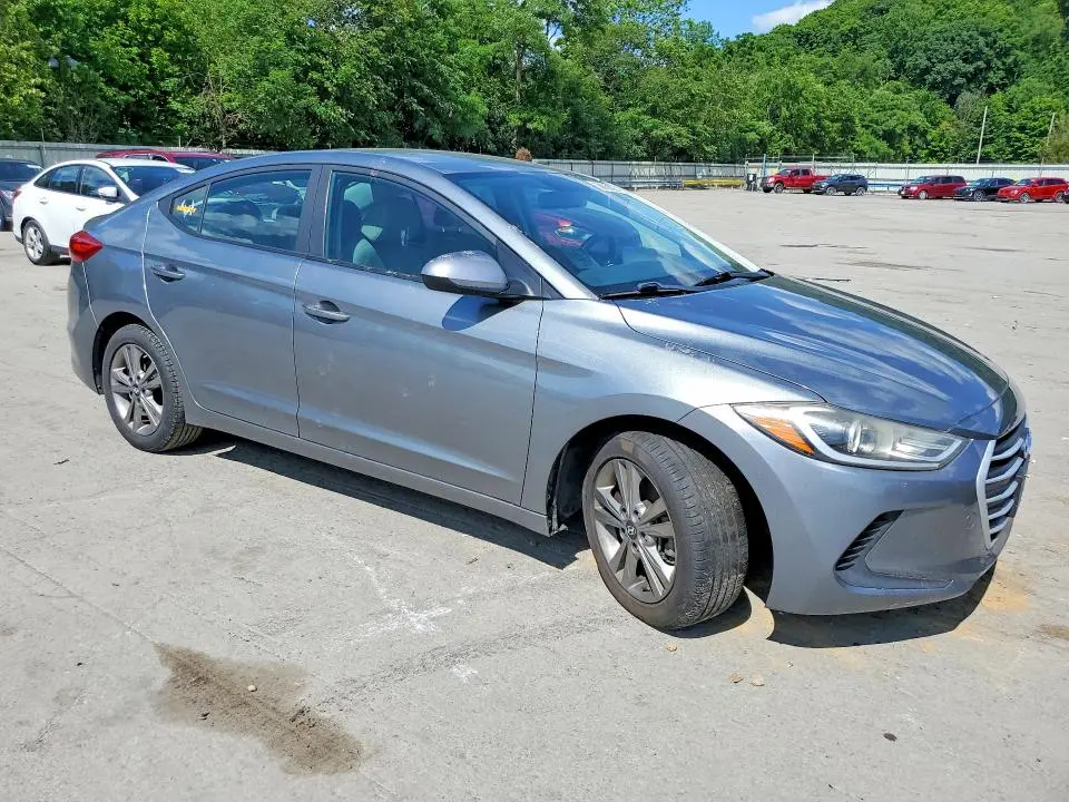 2018 HYUNDAI ELANTRA SEL  