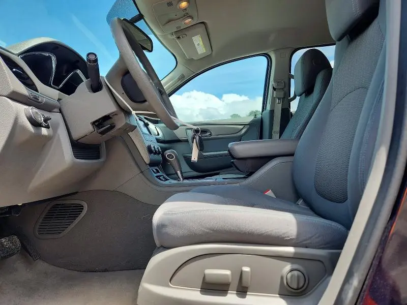 2017 CHEVROLET TRAVERSE LS  