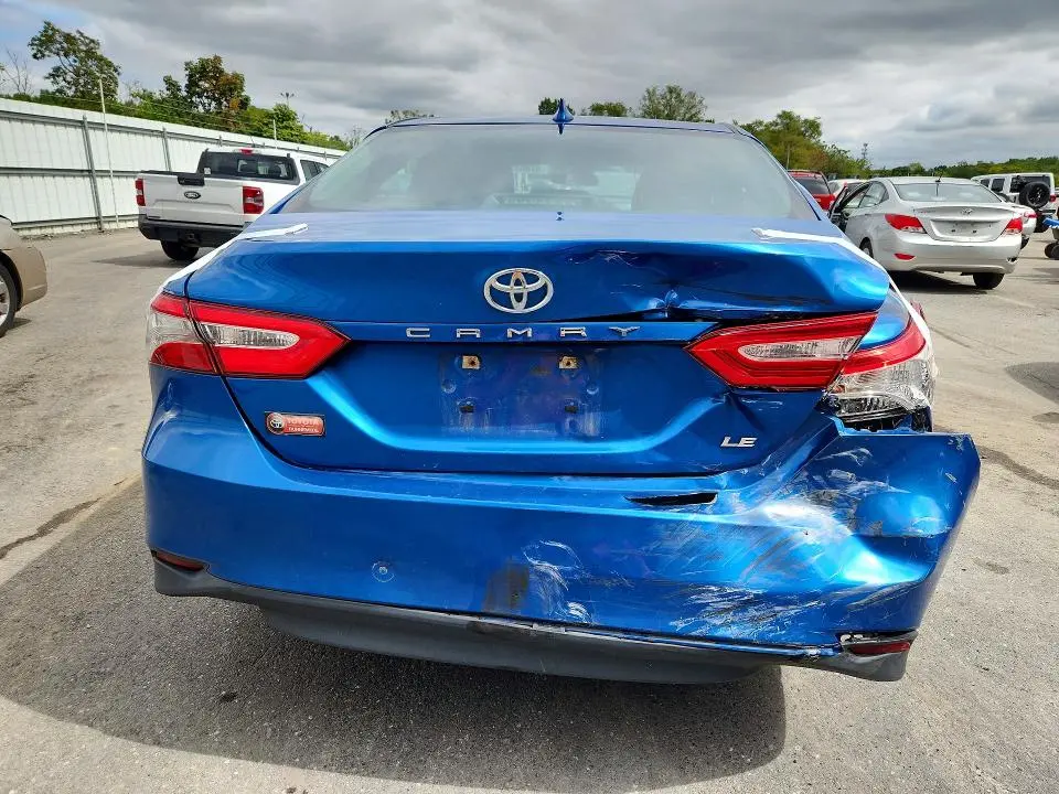 2019 TOYOTA CAMRY LE  
