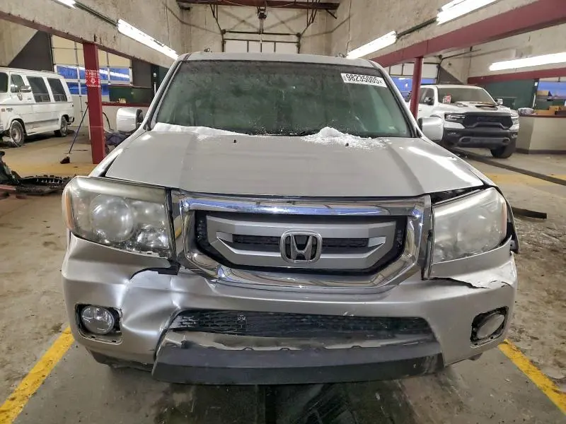 2011 HONDA PILOT EXLN  