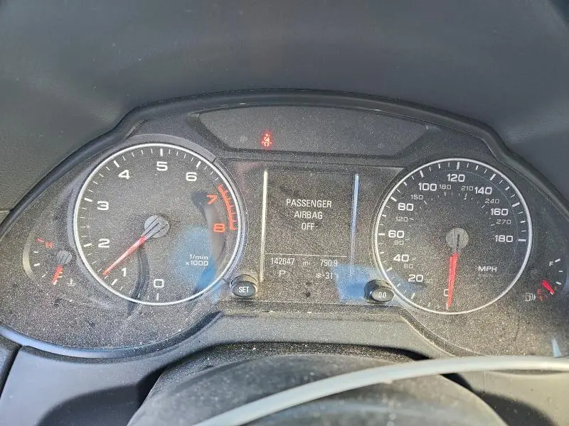 2011 AUDI Q5 PREMIUM PLUS  