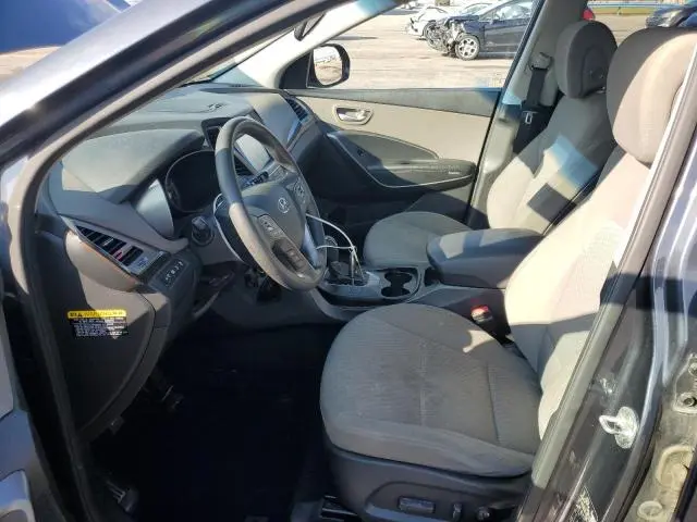 2018 HYUNDAI SANTA FE SE  