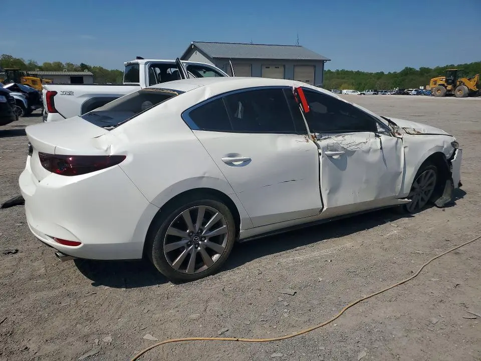 2021 MAZDA 3 SELECT  