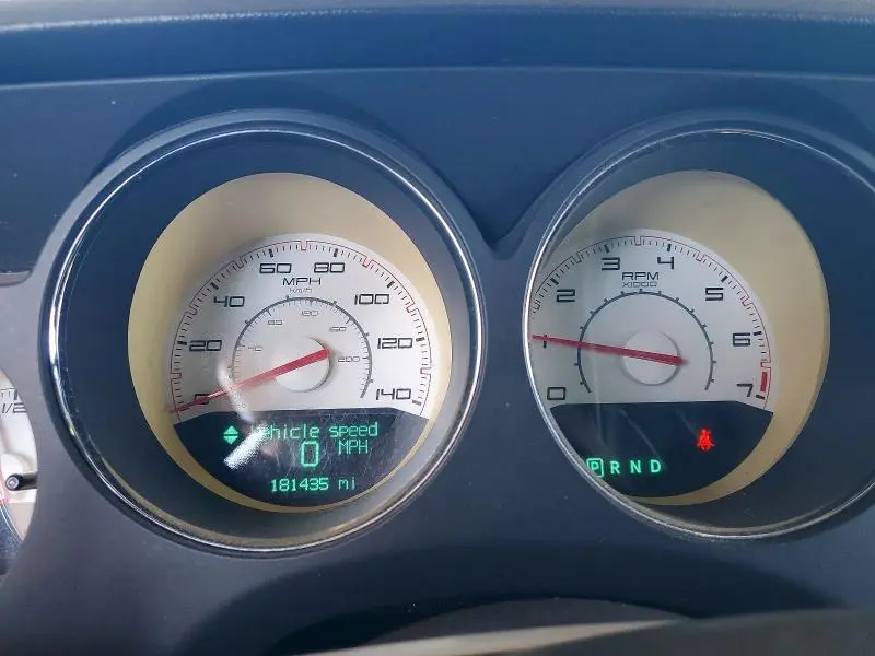 2012 DODGE CHALLENGER SXT  