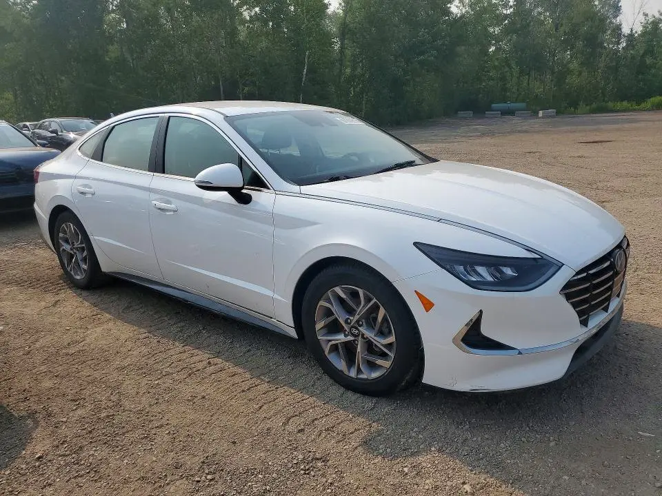 2021 HYUNDAI SONATA SE  