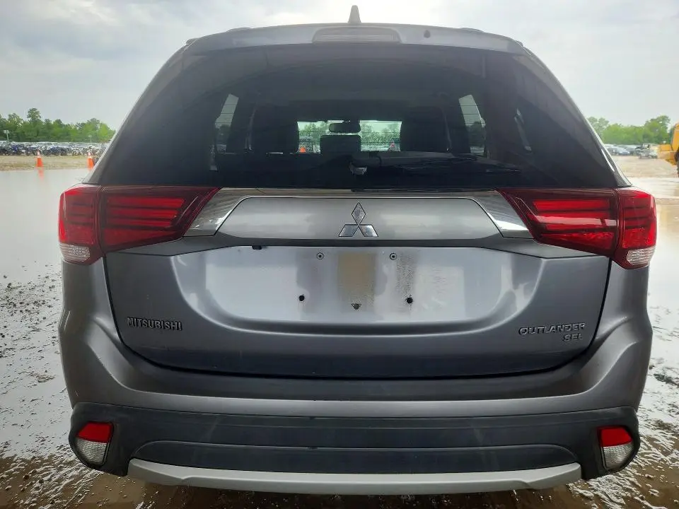 2017 MITSUBISHI OUTLANDER SE  