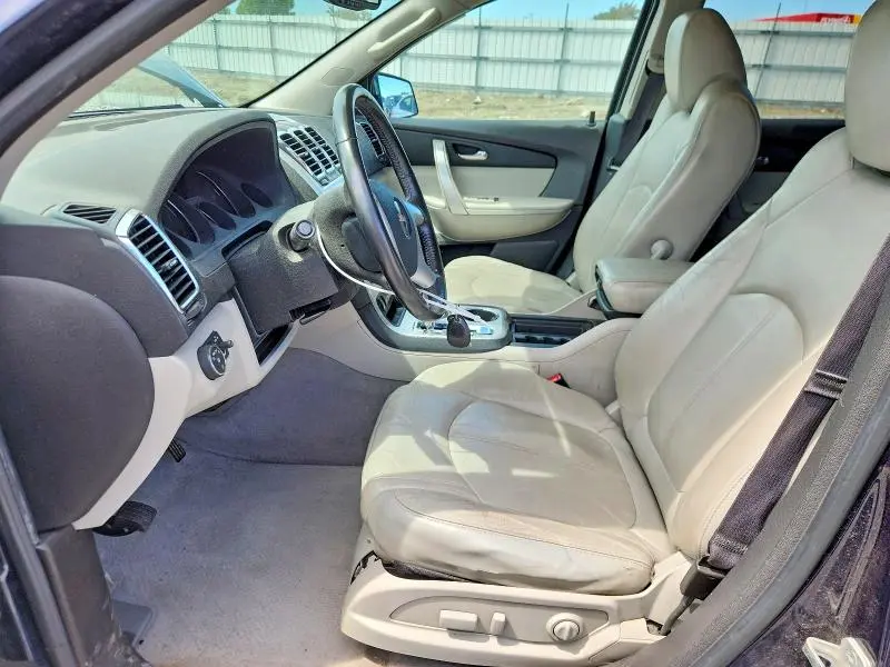 2011 GMC ACADIA SLT-1  
