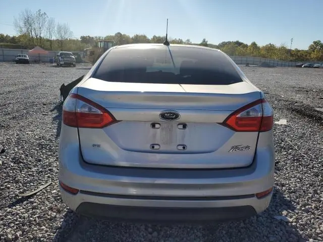 2017 FORD FIESTA SE  